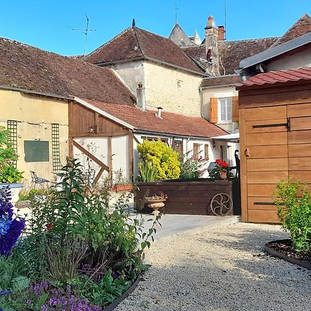 Aux Sources De Ouanne Exterior foto